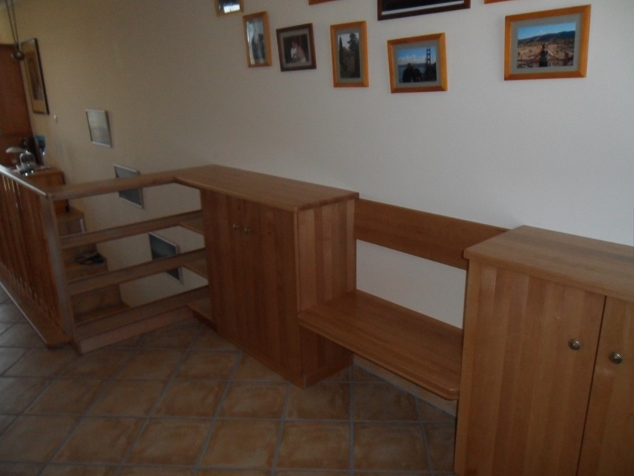 Sideboard mit Sitzbank